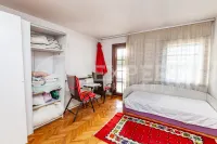 Kuća, Dom zdravlja — fotografija 18