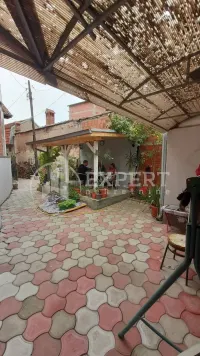 Kuća, Crveni Krst — fotografija 21