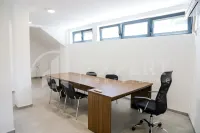 Poslovni prostor, Centar — fotografija 1