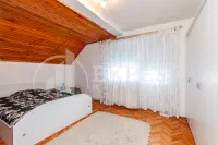 Kuća, Merosina — fotografija 21