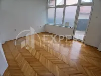 Poslovni prostor, Crveni pevac — fotografija 12