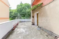 Poslovni prostor, Filozofski fakultet — fotografija 8