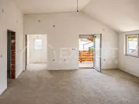 Kuća, Donji Komren — fotografija 1
