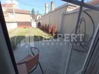 Kuća, Tehnički fakultet — fotografija 24