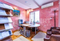 Poslovni prostor, Crveni pevac — fotografija 9