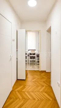 Stan, Medicinski fakultet — fotografija 12