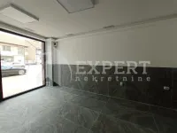 Poslovni prostor, Crveni Krst — fotografija 1