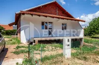 Kuća, Naselje Nikola Tesla — fotografija 1