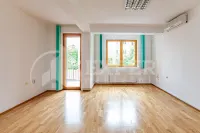 Poslovni prostor, Crveni pevac — fotografija 4