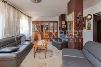 Kuća, Dom zdravlja — fotografija 12