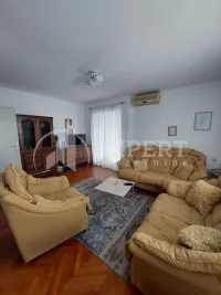 Stan, Centar — fotografija 1