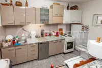 Kuća, Ledena stena — fotografija 15
