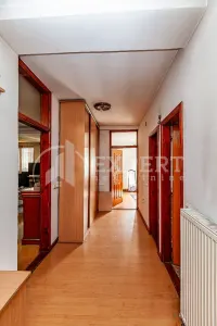 Stan, Crveni Krst — fotografija 4