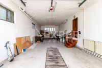 Kuća, Merosina — fotografija 2