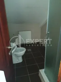 Poslovni prostor, Dom zdravlja — fotografija 13