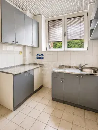 Poslovni prostor, Čair — fotografija 18