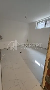 Poslovni prostor, Ledena stena — fotografija 11