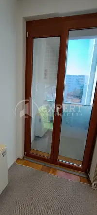 Poslovni prostor, Crveni pevac — fotografija 12