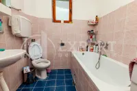 Kuća, Ledena stena — fotografija 31