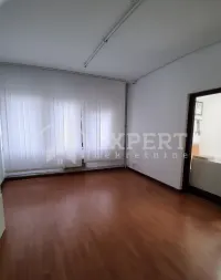 Poslovni prostor, Pravni fakultet — fotografija 2