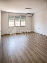 Poslovni prostor, Centar — fotografija 3