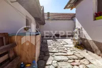 Kuća, Crveni Krst — fotografija 4