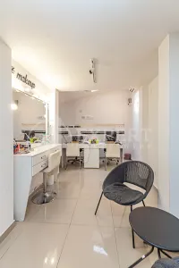 Poslovni prostor, Čair — fotografija 9