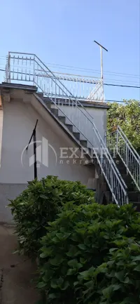 Kuća, Ledena stena — fotografija 13