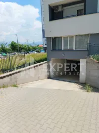 Garaža, Apelovac — fotografija 3