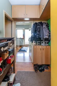 Stan, Bulevar Nemanjića — fotografija 15