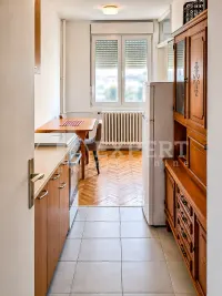 Stan, Gradska bolnica — fotografija 5