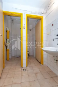 Poslovni prostor, Pravni fakultet — fotografija 26
