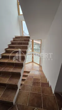 Poslovni prostor, Ledena stena — fotografija 20