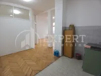 Poslovni prostor, Crveni pevac — fotografija 8