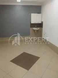 Poslovni prostor, Centar — fotografija 1