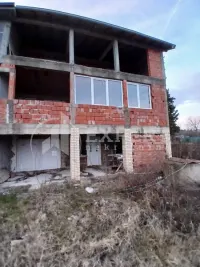 Plac, Podvinik — fotografija 1