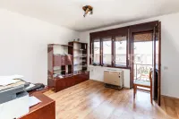Kuća, Kalač brdo — fotografija 4