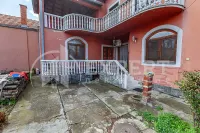 Kuća, Železnička stanica — fotografija 1