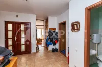 Kuća, Centar — fotografija 8