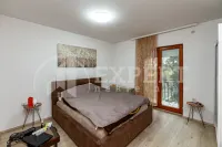Kuća, Ledena stena — fotografija 22
