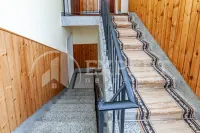 Kuća, Ledena stena — fotografija 9
