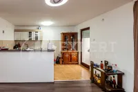 Kuća, Ledena stena — fotografija 8