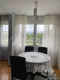 Stan, Bulevar Nemanjića — fotografija 1