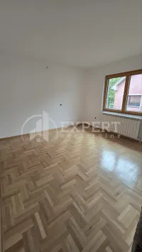 Poslovni prostor, Ledena stena — fotografija 2