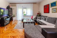 Kuća, Kalač brdo — fotografija 1