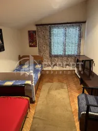 Kuća, Trupale — fotografija 2