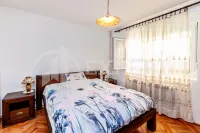 Kuća, Ledena stena — fotografija 3