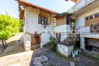 Kuća, Ostrovica — fotografija 2