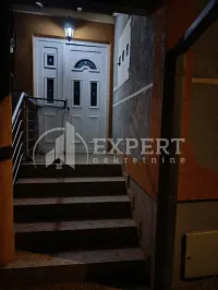 Kuća, Staro groblje — fotografija 11