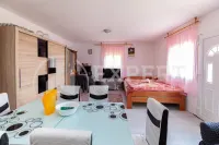 Kuća, Vrtište — fotografija 4